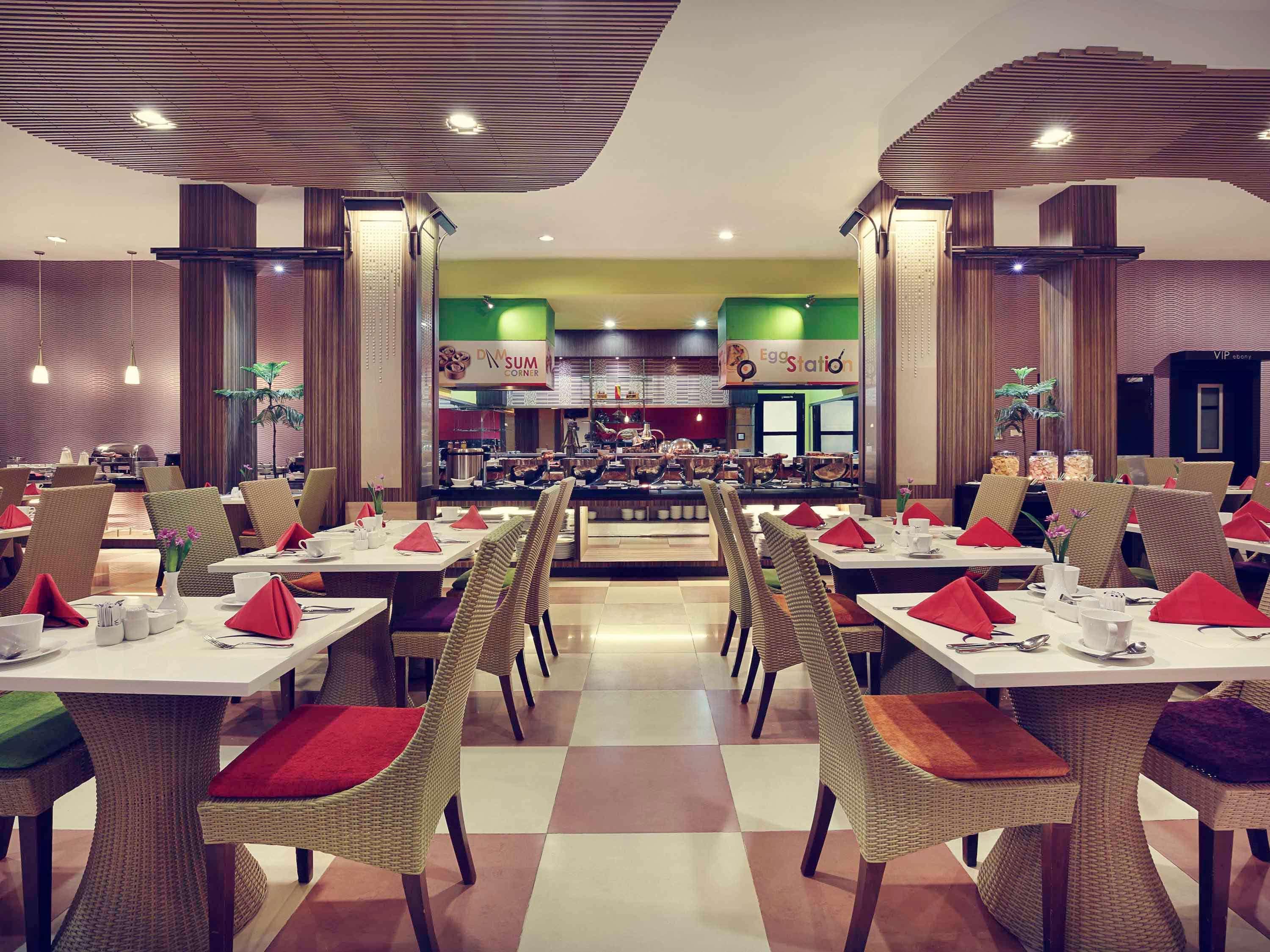 Mercure Pontianak City Center Exterior foto