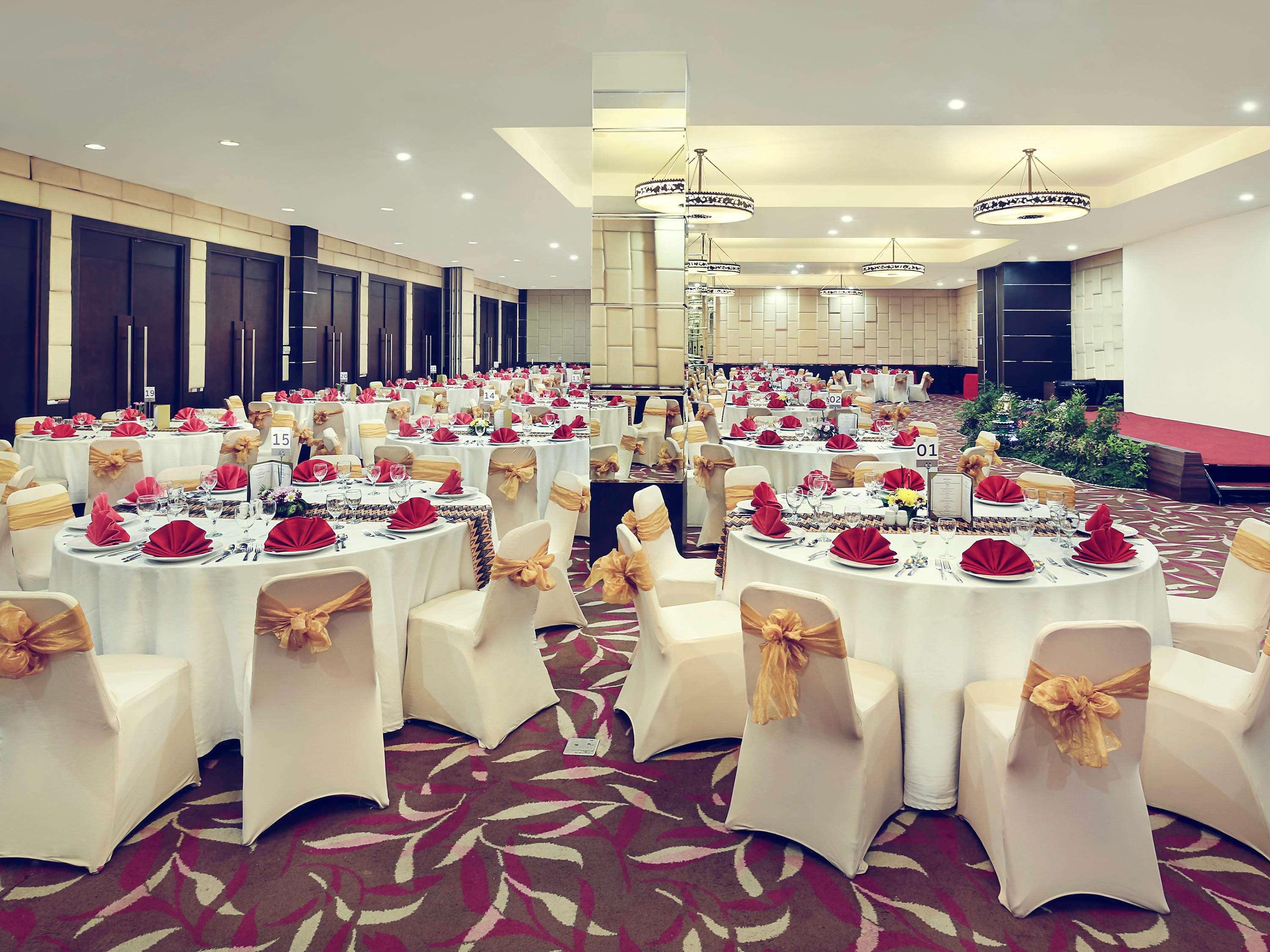 Mercure Pontianak City Center Exterior foto