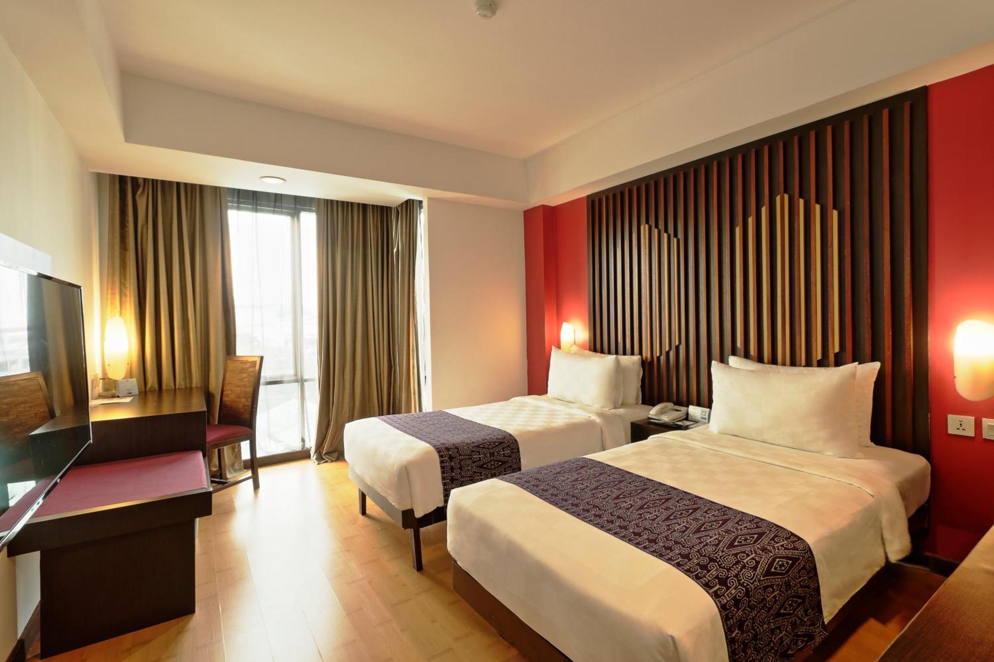 Mercure Pontianak City Center Exterior foto